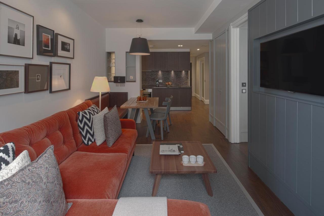 Cheval Old Town Chambers Aparthotel EDI Exterior foto Interior of a typical apartment