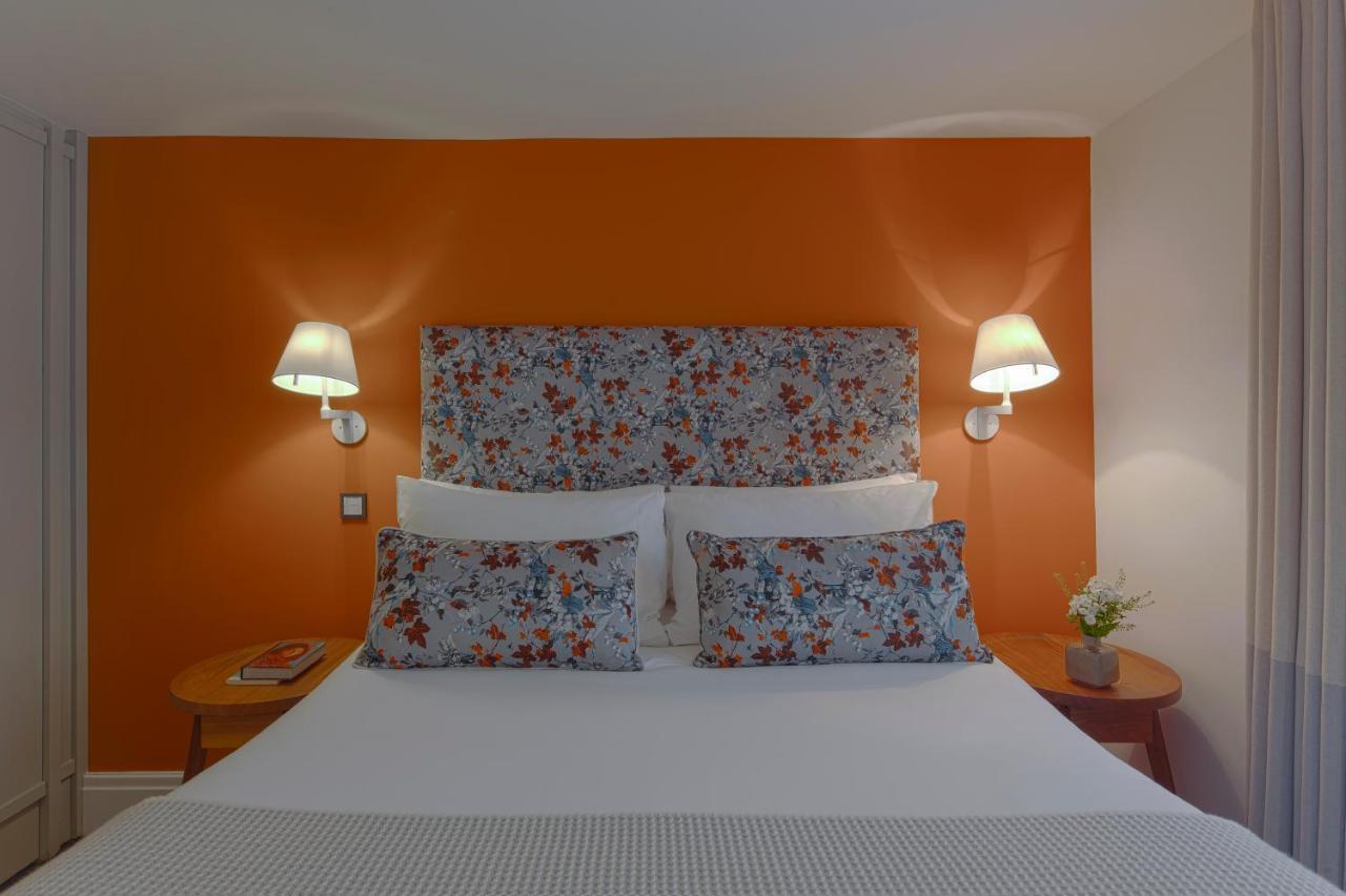 Cheval Old Town Chambers Aparthotel EDI Exterior foto A bedroom at the hotel