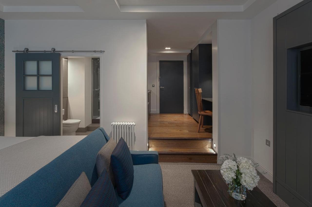 Cheval Old Town Chambers Aparthotel EDI Exterior foto Interior of a suite at The Ivy Collection