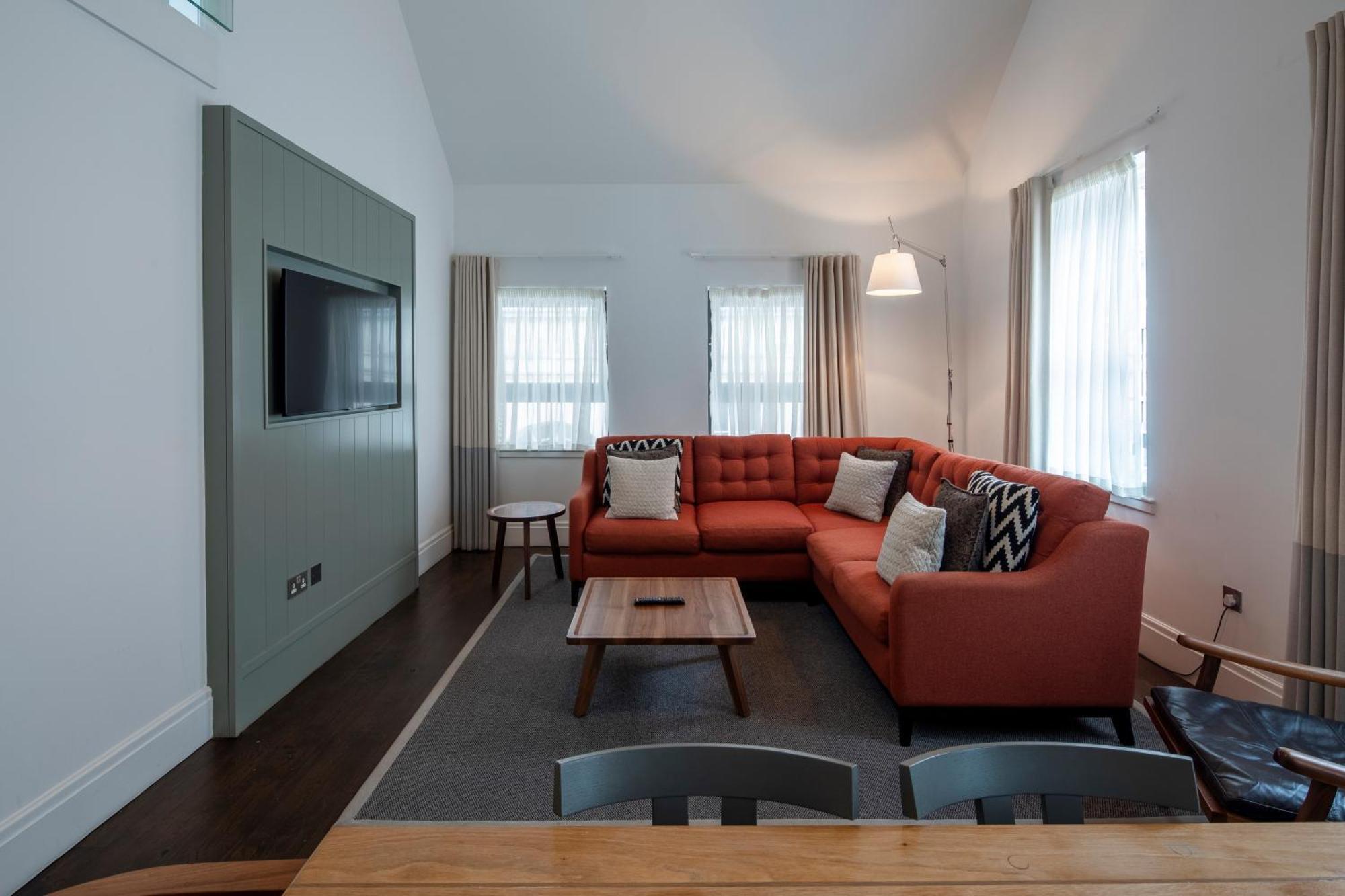 Cheval Old Town Chambers Aparthotel EDI Exterior foto Living room